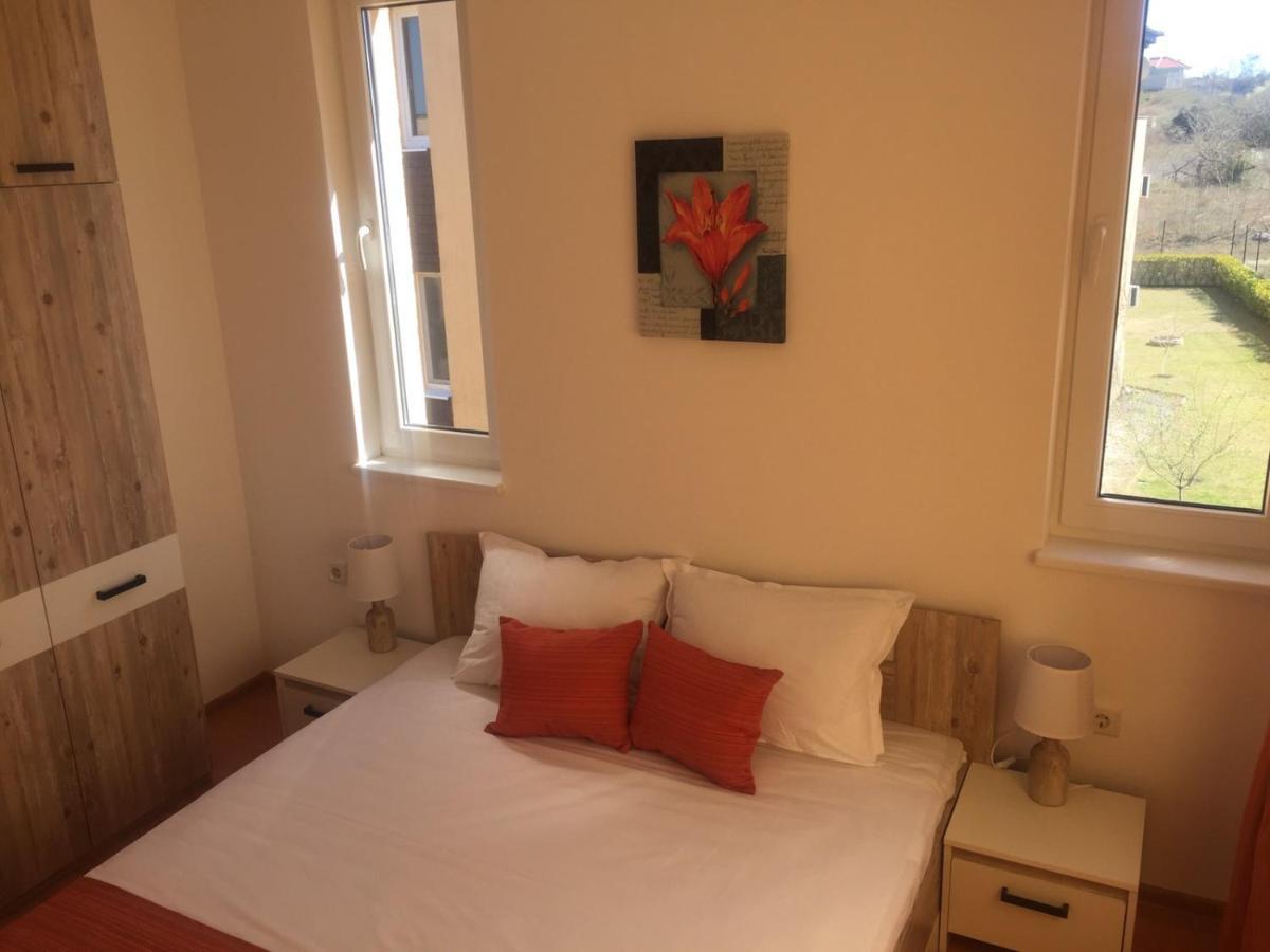 Sozopoli Hills Апартамент Б18 Apartment Luaran gambar